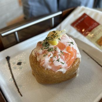 Kingyubu - Lemon Salmon Yubu 레몬연어 유부 - Sushi Bars Near Me - Los Angeles, California
