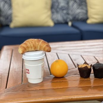 Pavilion Hotel - Breakfast - Hotels Near Me - Avalon, California Pavilion Hotel - Breakfast - Hotels Near Me - Avalon, California
