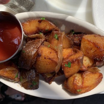 Parc - Breakfast Lyonnaise Potatoes - French Near Me - Philadelphia, Pennsylvania Parc - Breakfast Lyonnaise Potatoes - French Near Me - Philadelphia, Pennsylvania