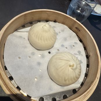 Din Tai Fung - Steamed pork buns - Dim Sum Near Me - Brea, California Din Tai Fung - Steamed pork buns - Dim Sum Near Me - Brea, California
