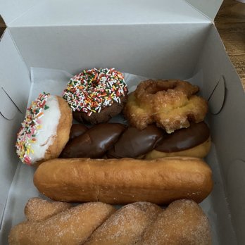 Sky's Donuts - Half dozen donuts - Donuts Near Me - Fresno, California Sky's Donuts - Half dozen donuts - Donuts Near Me - Fresno, California