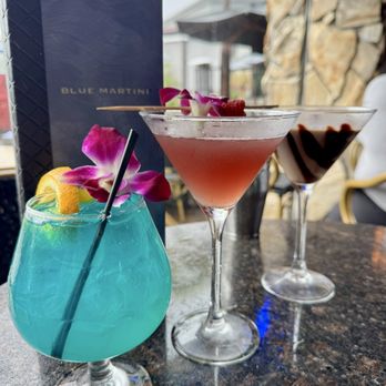 Blue Martini Lounge - The Blue Martini, French Martini, Chocolate Martini - New American Near Me - Naples, Florida