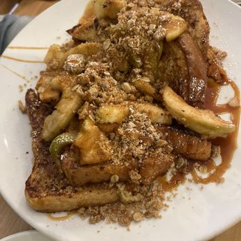Rooster - Downtown - Apple pie French toast - Creperies Near Me - St. Louis, Missouri