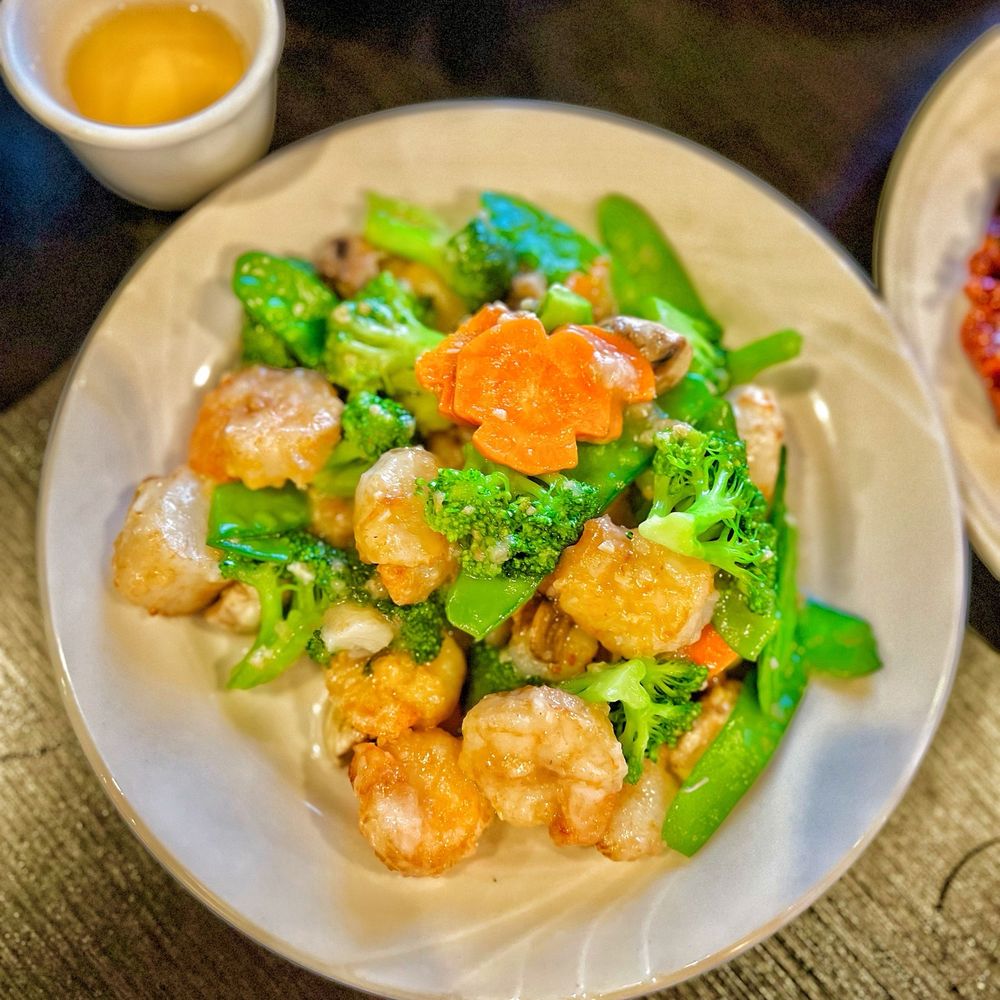 Chin's Szechwan - Encinitas - Chinese Near Me - Encinitas, California Chin's Szechwan - Encinitas - Chinese Near Me - Encinitas, California