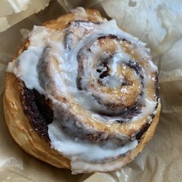 Cinnamon Roll - ADDICTIVE Cinnamon Roll - ADDICTIVE
