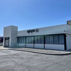 Ajoya Weed Dispensary - Front of the store