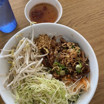 Pho Hoang - Grilled chicken with rice vermicelli. Delicious - Vietnamese Near Me - Centreville, Virginia