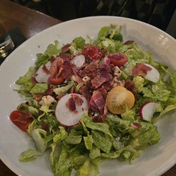 The Butcher's Son - House salade - Steakhouses Near Me - Chesapeake, Virginia The Butcher's Son - House salade - Steakhouses Near Me - Chesapeake, Virginia