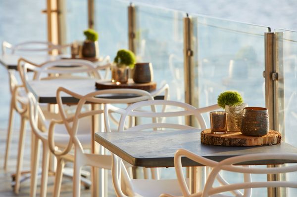Six Seven Restaurant by null