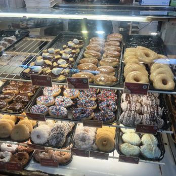 Beiler's Bakery - Bakeries Near Me - Philadelphia, Pennsylvania