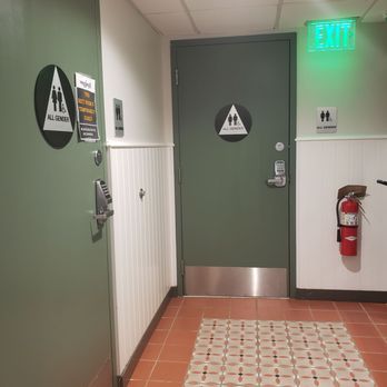 Veggie Grill by Next Level - Bathrooms - Vegan Near Me - Cambridge, Massachusetts