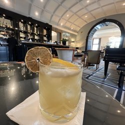 Althoff Grandhotel Schloss Bensberg - Whiskey Sour in the Lobby Bar!