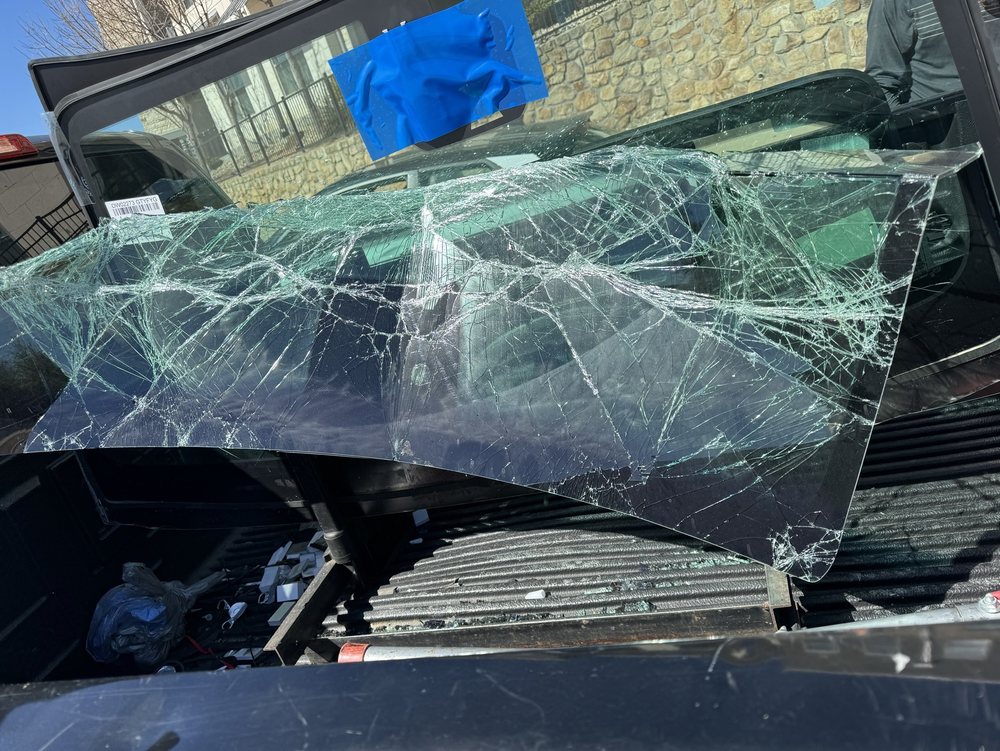 UNIQUE CRYSTAL AUTO GLASS Updated July 2024 Request a Quote 12 Photos Dallas, Texas