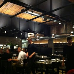 Mamnoon - Restaurant seating area