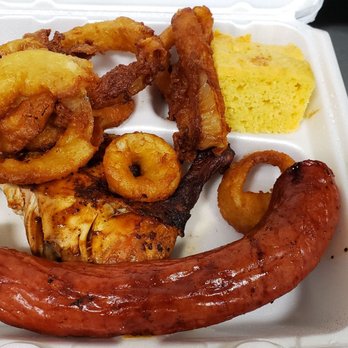 Barnstormer Barbeque - Sausage, chicken, onion rings, cornbread - Barbeque Near Me - Fort Montgomery, New York