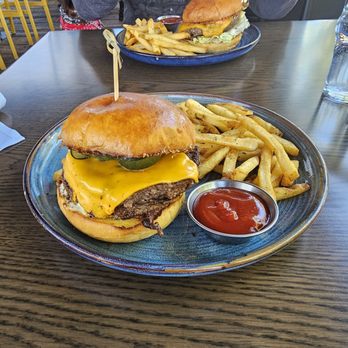 Eureka! - Burgers Near Me - Claremont, California Eureka! - Burgers Near Me - Claremont, California