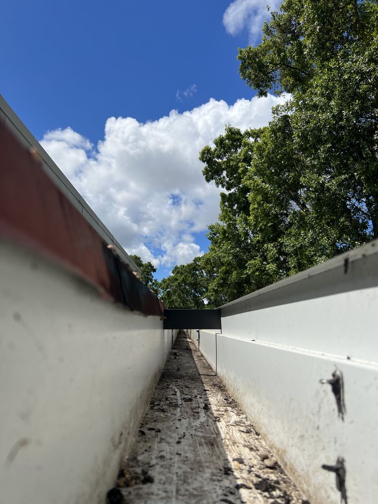 Slide of Gray Gutters