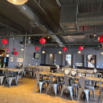 LV Pho 7 - Dining area - Vietnamese Near Me - Las Vegas, Nevada LV Pho 7 - Dining area - Vietnamese Near Me - Las Vegas, Nevada