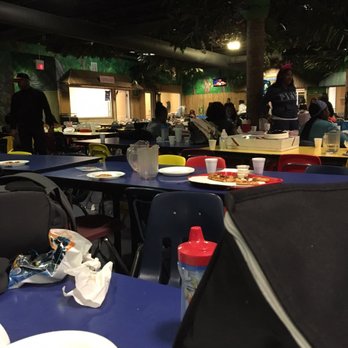 Odyssey Fun World - Another view of the common area. - Amusement Parks Near Me - Tinley Park, Illinois