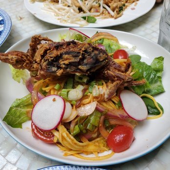Nourish - Summer Specials Soft Shell Crab Mango Salad and Chicken Pad Thai - Thai Near Me - Brooklyn, New York Nourish - Summer Specials Soft Shell Crab Mango Salad and Chicken Pad Thai - Thai Near Me - Brooklyn, New York