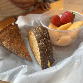 Farm Luck - Grilled cheese & Cup of Fruit - Ice Cream & Frozen Yogurt Near Me - Waxahachie, Texas