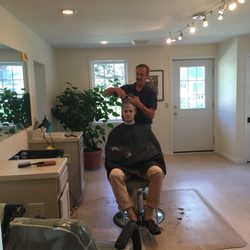 Headquarters Hair Styling