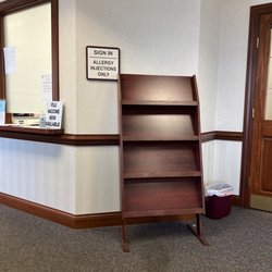 Allergy & Asthma Centre of Dayton - Inside waiting for allergy shot
