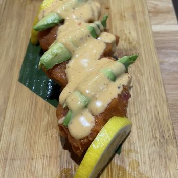 Omokase - Crunchy tuna 3 Piece Crispy Rice Sushi - Sushi Bars Near Me - Rancho Cucamonga, California