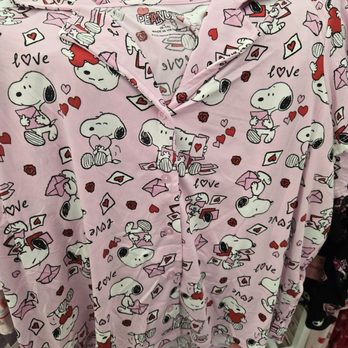 Walmart Supercenter - PINKKKK!!!!!! - Department Stores Near Me - Coolidge, Arizona