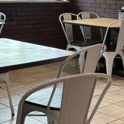Downingtown Pizza - Inside dining