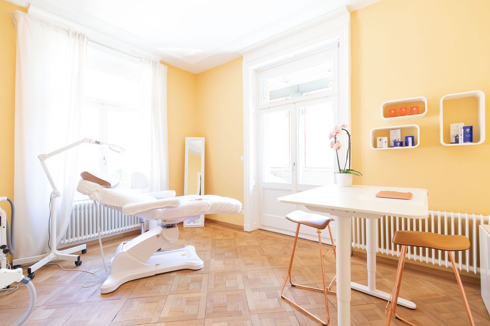 SWISSMEDGLOW Freigutstrasse 7, Zürich, Switzerland Skin Care