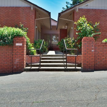 Foothill Acupuncture Center - Stairs and walkway to front entrance - Massage Near Me - Cupertino, California Foothill Acupuncture Center - Stairs and walkway to front entrance - Massage Near Me - Cupertino, California