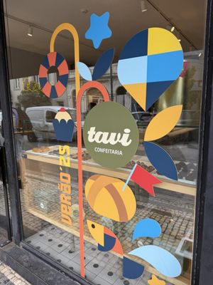 Tavi - Confeitaria da Foz by null