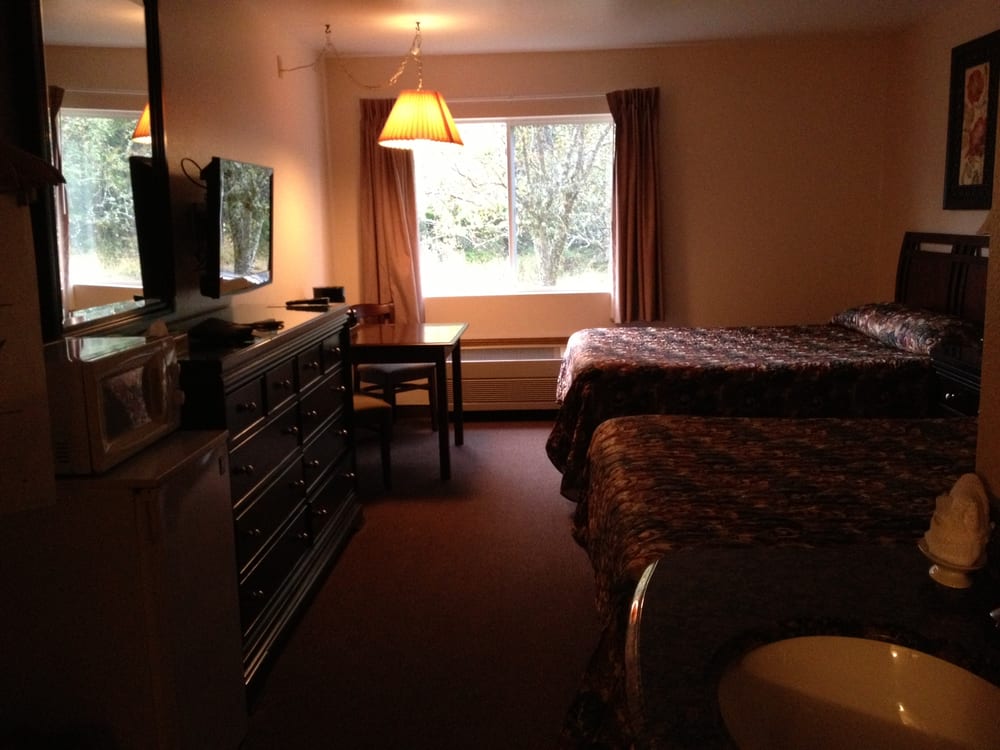 CREST TRAIL LODGE Updated September 2024 11 Photos & 32 Reviews