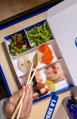 LA SUSHI CO by null