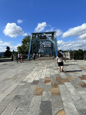 Walnut Street Bridge by null