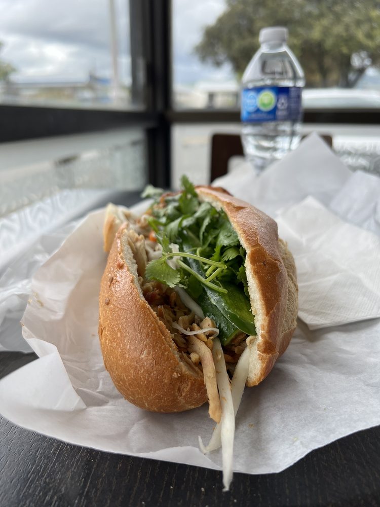 THIEN HUONG SANDWICHES & BAKERY Updated September 2024 304 Photos