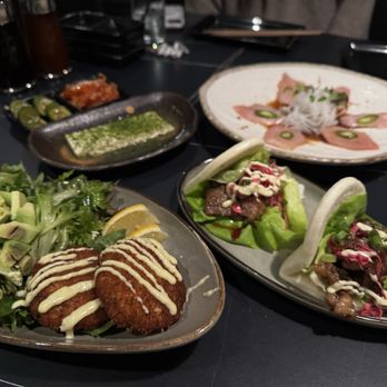 Sosogu - Crab cakes, wagyu bao, hamachi crudo - Sushi Bars Near Me - Long Beach, California Sosogu - Crab cakes, wagyu bao, hamachi crudo - Sushi Bars Near Me - Long Beach, California
