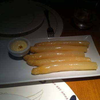 Cachitos - White Asparagus - Tapas Bars Near Me - Barcelona, B