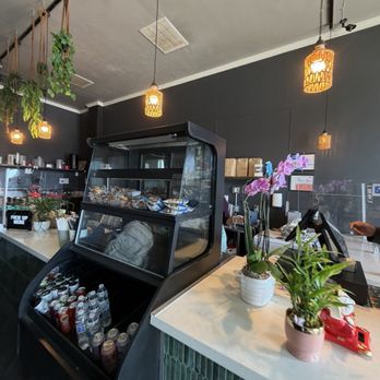 Jade & Java Cafe - Inside - Coffee & Tea Near Me - San Francisco, California