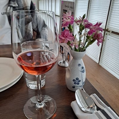 Basil Thai Restaurant & Bar by null