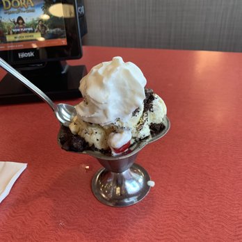 Friendly's - Ice Cream - Ice Cream & Frozen Yogurt Near Me - Marlborough, Massachusetts Friendly's - Ice Cream - Ice Cream & Frozen Yogurt Near Me - Marlborough, Massachusetts