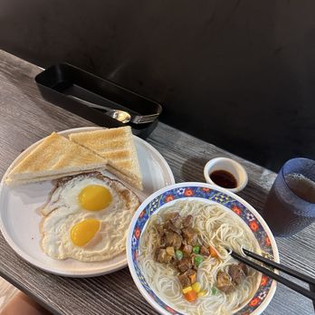 Pine House Cafe - Chinese Near Me - Toronto, Ontario Pine House Cafe - Chinese Near Me - Toronto, Ontario