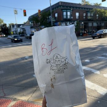 Black Napkin Takeout - Chicken Shop Near Me - Grand Rapids, Michigan