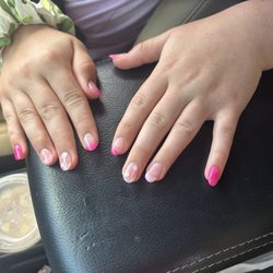 90's Nails & Spa - Dip manicure with tips