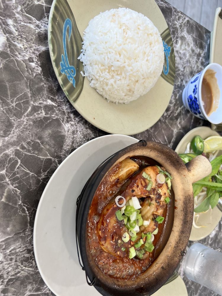 Food from Vinh Chau