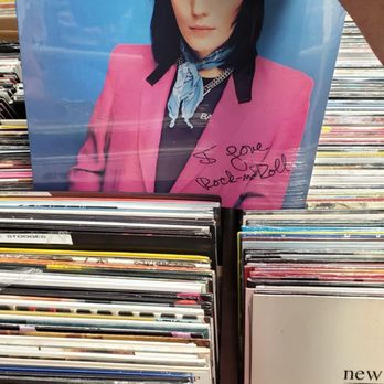 We Got The Beats Record Store - Vinyl Records Near Me - Lauderhill, Florida We Got The Beats Record Store - Vinyl Records Near Me - Lauderhill, Florida