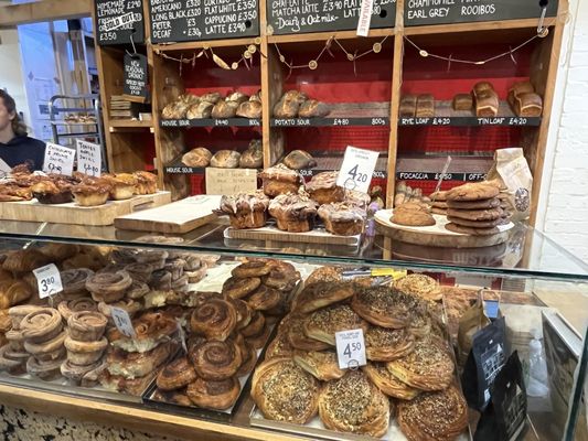 The Dusty Knuckle Bakery by null