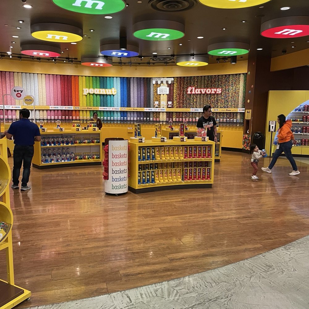 M&M'S World - Chocolatiers & Shops Near Me - Las Vegas, Nevada M&M'S World - Chocolatiers & Shops Near Me - Las Vegas, Nevada