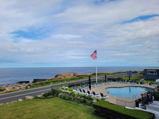 Atlantis Oceanfront Inn Hotel & Breakfast Café In Gloucester, MA by null